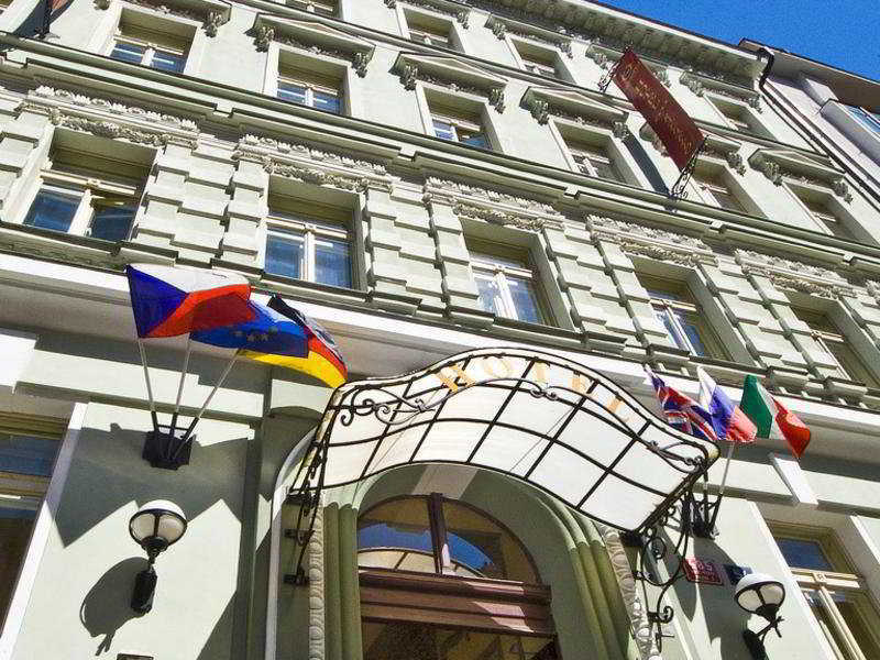 Hotel Raffaello Prague Exterior photo